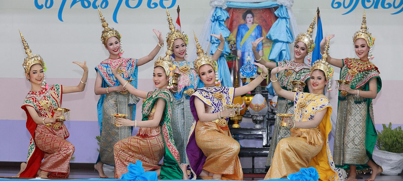 วันแม่